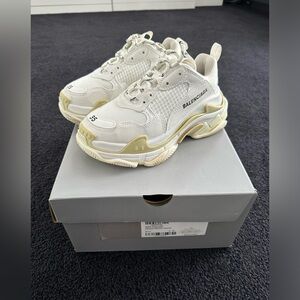 Balenciaga Triple S Sneaker